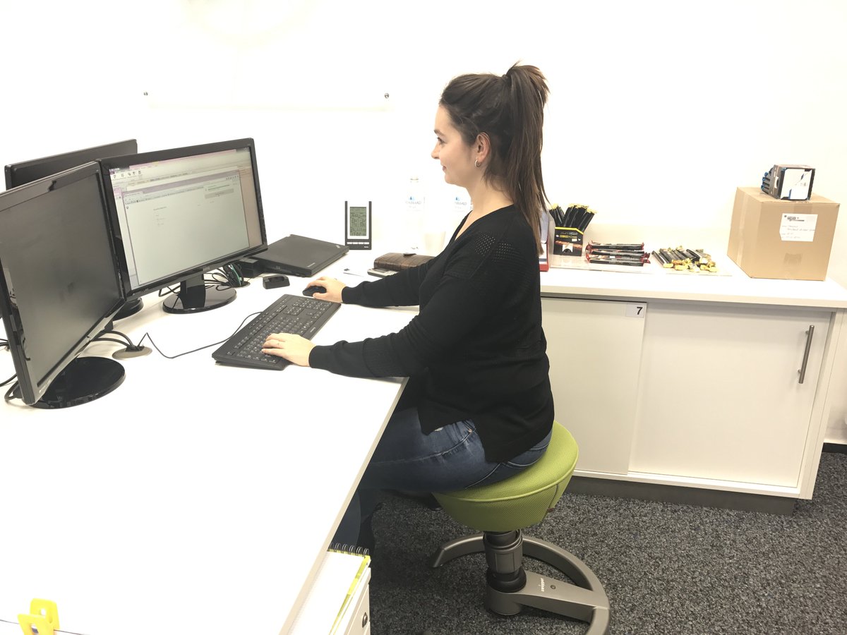 Der mehrfach ausgezeichnete Aktiv-Stuhl ist eine lohnende Investition, wenn Sie Ihr Home Office einrichten.