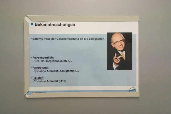 Aushang klar gestalten
