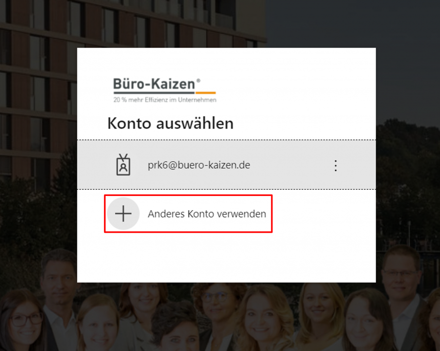 Verwenden Sie ein anderes Konto für Ihren SharePoint Login. 