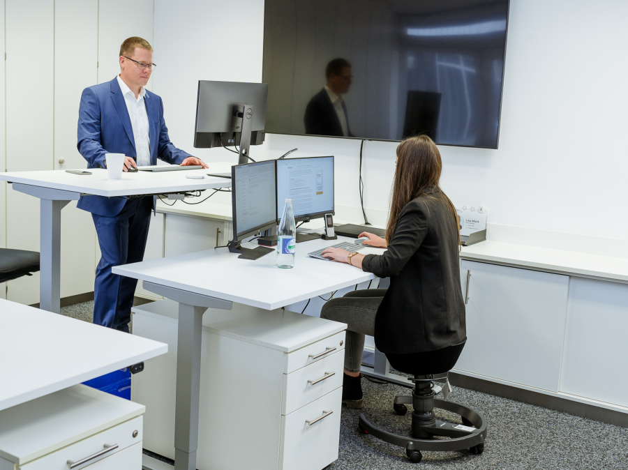 Der mehrfach ausgezeichnete Aktiv-Stuhl ist eine lohnende Investition, wenn Sie Ihr Homeoffice einrichten.